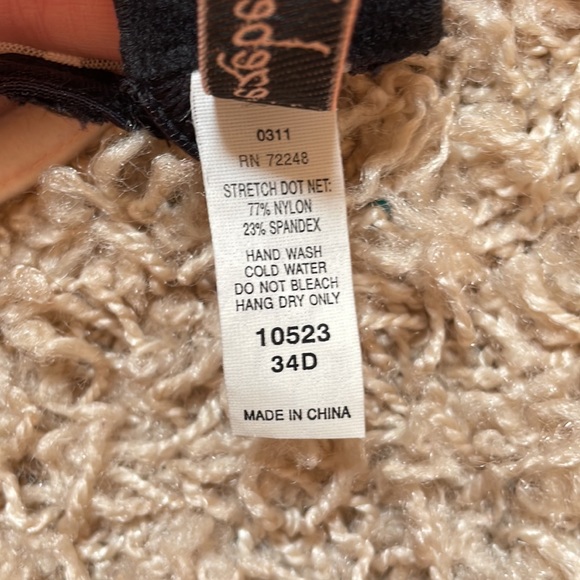 Jezebel 34D Bra - Picture 5 of 5